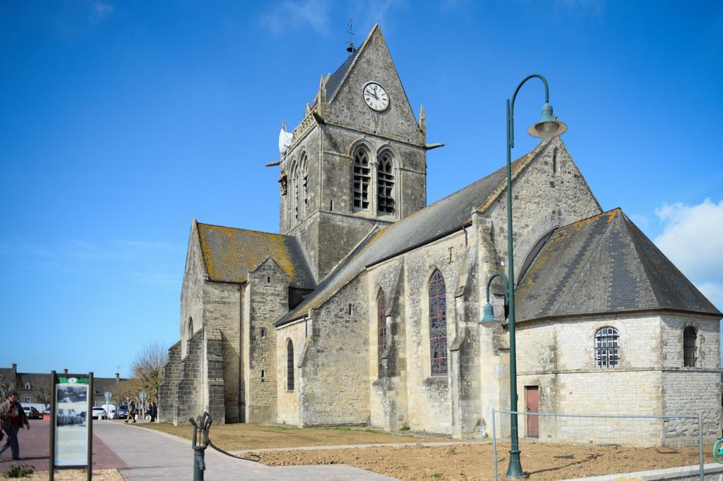 Logis Hotel Restaurant Le Sainte Mere Exteriér fotografie
