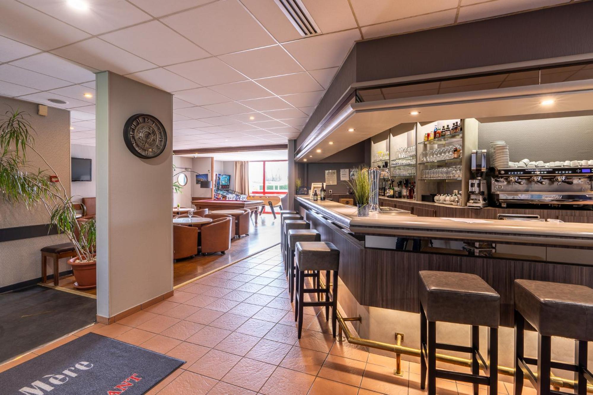 Logis Hotel Restaurant Le Sainte Mere Exteriér fotografie